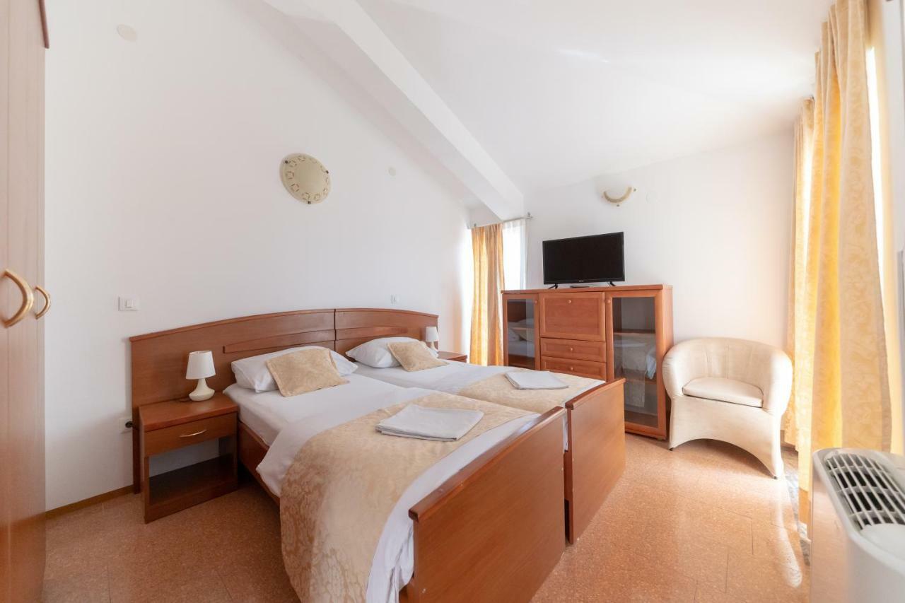 Hotel Hygge Biograd Na Moru Dış mekan fotoğraf